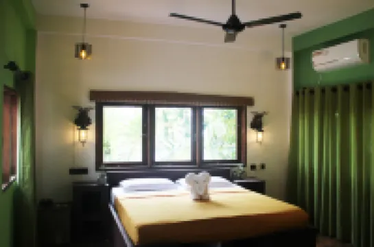 Grand Palace Hotel, Seeduwa فنادق في 