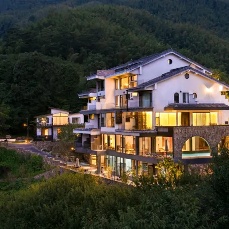 HANDEL RETREAT