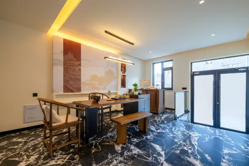 Yunyushan White Homestay (Wuye Temple Branch) - บริการรถรับส่ง