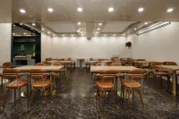 โรงแรมหลี่ตัว (พลาซ่าป๋อสุ่ย เชียงรุ่ง สิบสองปันนา) - พร้อมอาหารเช้า