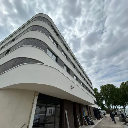 Nemea Appart Hotel Coeur Europe Strasbourg Illkirch Отели рядом с достопримечательностью «Парк "Цитадель"»