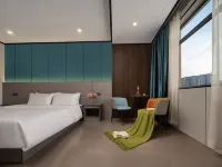 Huayue Hotel（Xinzheng International Airport Branch）