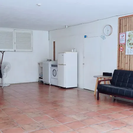Puri Stay Q House Отели рядом с достопримечательностью «Винодельня Пули»