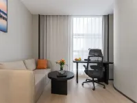 Manmei International Hotel (Hangzhou West Railway Station Future Sci-Tech) Hotels near Alibaba Future Technology Zone