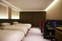 Wuzhong Guanyun E-Sports Hotel
