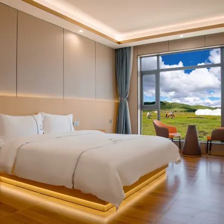 Tangke Muyun Light Luxury Hotel