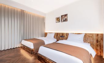 Yunguiqipan · Cloudfall Hot Springs Designer Boutique Stay (Yanhu Park)