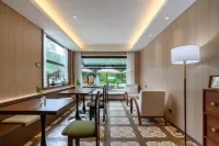 Yunjianqi Villa Private Hot Spring Boutique Stay (Pengzhou Baoshan Village Sun Bay Scenic Area) - Airport Shuttle