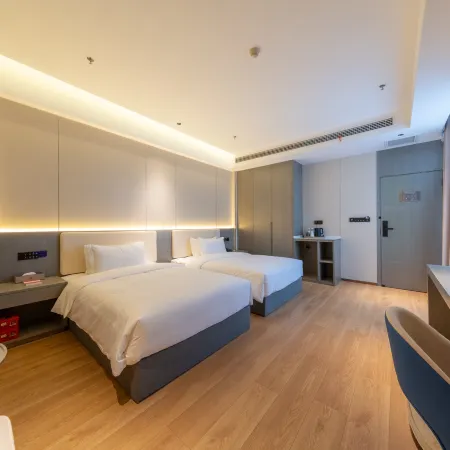 Wanxi Hotel (Dengzhou Huazhou Bus Station Branch)