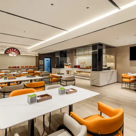 Boman Hotel (Guigang High-speed Railway Station & Wanda Plaza Branch)