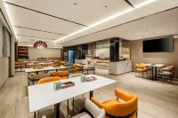 Boman Hotel (Guigang High-speed Railway Station & Wanda Plaza Branch)