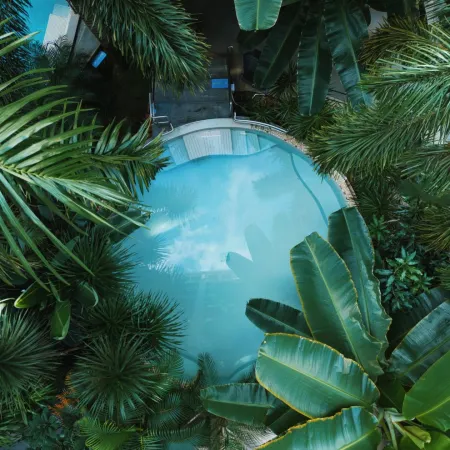 Vienna Hotel(Maitre Lake spring Township hot spring shop)