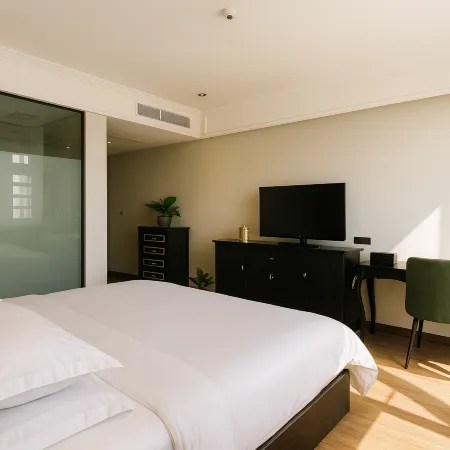 Lishui Green Valley Haiyue Hotel