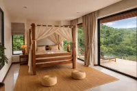 Luxury 3 BDR Jungle Villa - Infinity Pool