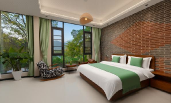 Zhaoqing Yunyou Four Seas B&B (Dinghu Mountain Scenic Area Branch)