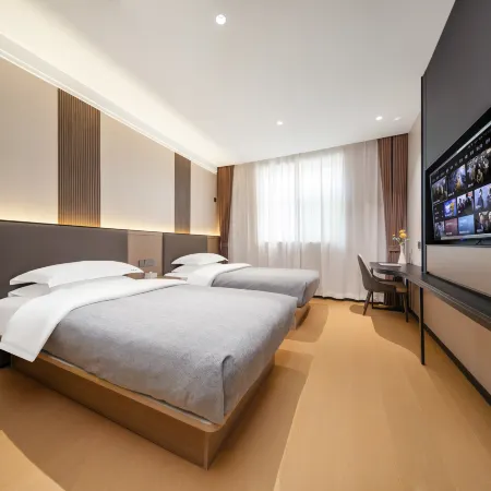 Park Hyatt Hotel (Lin County Bus Station Wangfu Shopping Center)