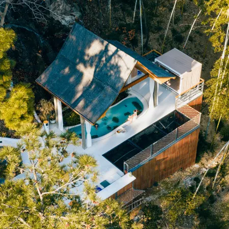 Meijie Mountain Hotspring Resort