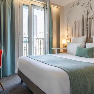 Hôtel Mercure Paris Montparnasse Raspail Hotel berhampiran Stesen Metro Vavin