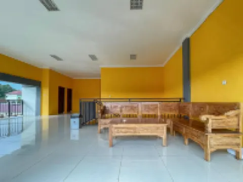 RedDoorz @ Jalan Raya Kuta Lombok Mandalika