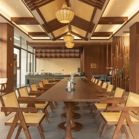 Zizaichuan Boutique
