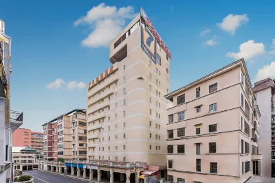 7Days Inn Chain Hotel (Shaoguan Fengcai Building Pedestrian Street) Hotels in Shaoguan