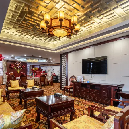 Ronzou International Hotel