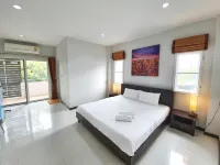 Orchid Surin Hotel - Balcony