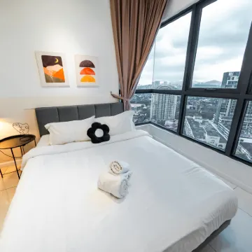 Highpark Suites at Petaling Jaya, Kelana Jaya by Plush Hotels near UNITAR International University