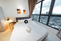 Highpark Suites at Petaling Jaya, Kelana Jaya by Plush - Apartments