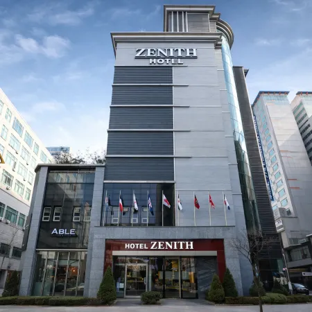 Hotel Zenith