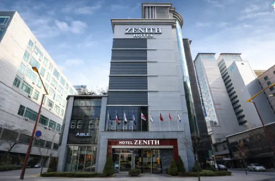 Hotel Zenith