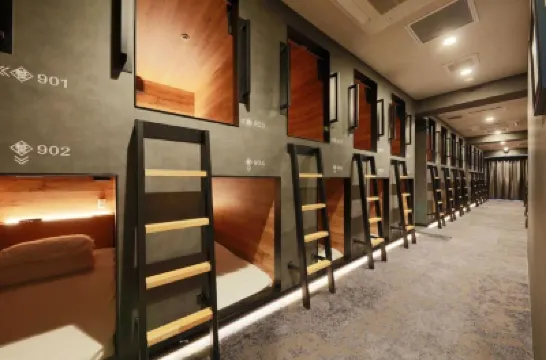 Rembrandt Cabin & Spa Shimbashi - Caters to Men Hotels near Musee Tomo