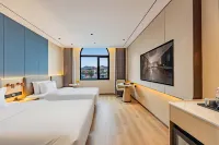 Yilong Anyue Hotel (Shanghai Luodian Ancient Town Meilanhu Metro Station Branch) Hotels in Shanghai