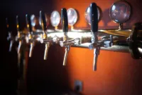Hillside Cloud Lodge - bar