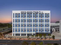 Lifeng Hotel (Jieyang Yuhu Cold Chain International Agricultural Products Trading Center Store)