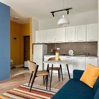 Bright SKYLINE 2-rooms apartment near Mega Center Hotel in zona Parco del Primo Presidente