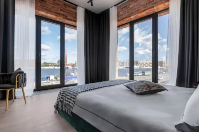 SV LOFT APARTMENTS 2 크레스토브스키 아일랜드 주변 호텔