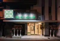 Hotel the One Shinimamiya - 3-Sterne