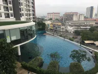 Woodsbury Suites 7722