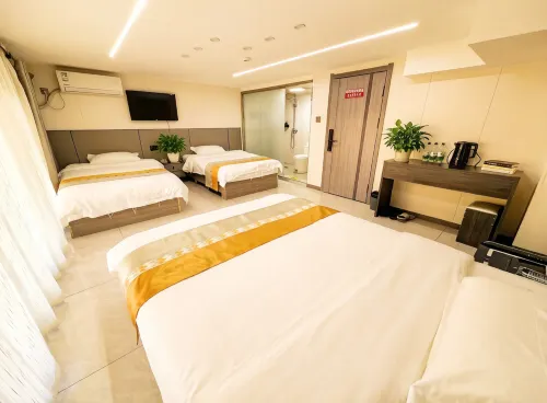 Bai Tu Business Hotel