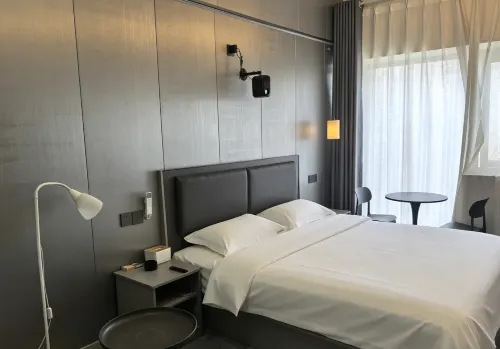 Mido Homestay (Baolong Plaza) - Homestays