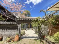Yaka Inn (Baisha old Town)