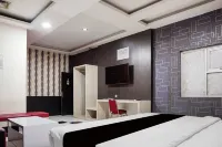 Hotel O near Tugu Simpang Haru formerly Zaara Guest House - 2 tähden