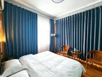 Golden Time Hotel - balcony