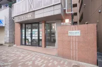 4 minutes from Shinjuku central. Comfortable bed. Cyber Shinjuku Room