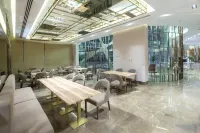 Green Park Hotel Hotels near Jazz Club