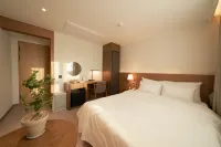 Woryeong HOTEL by NewCZ