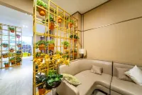 68 Shennan Road | Skyview Panoramic (Shenzhen Luohu Port)
