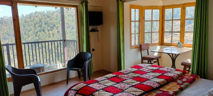 Elphinstone Inn Hotels in Almora