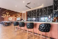 Hotel Ashwatth - 5-Star